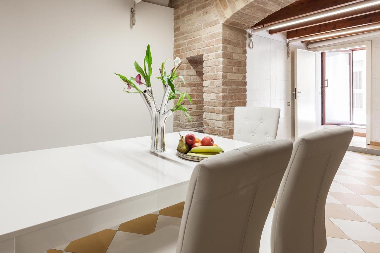 San Giacomo Rooms Cagliari Buitenkant foto