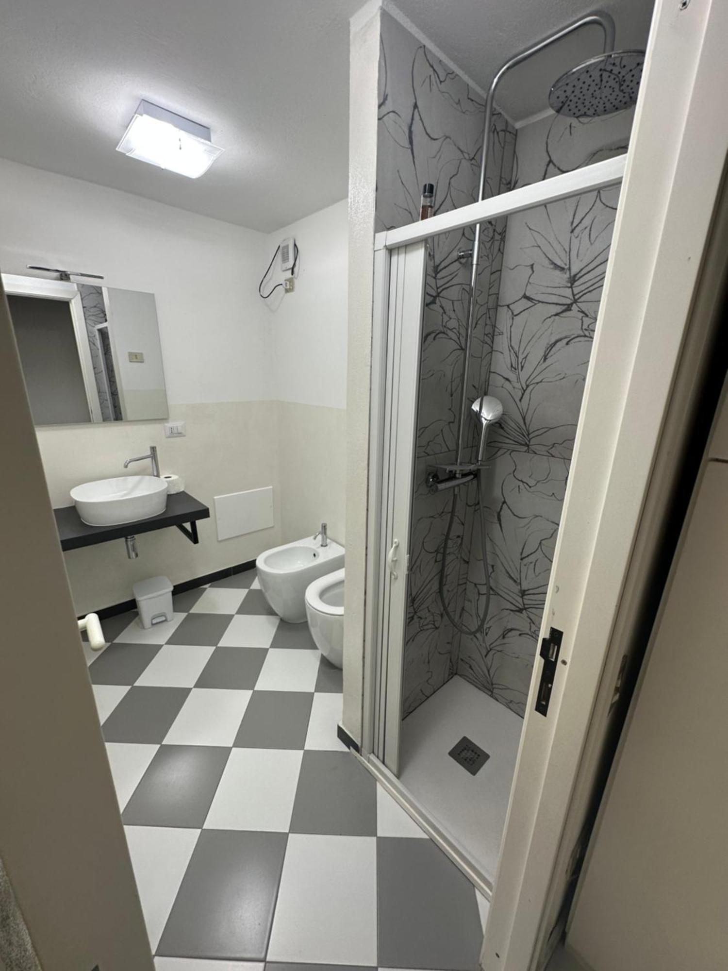 San Giacomo Rooms Cagliari Buitenkant foto