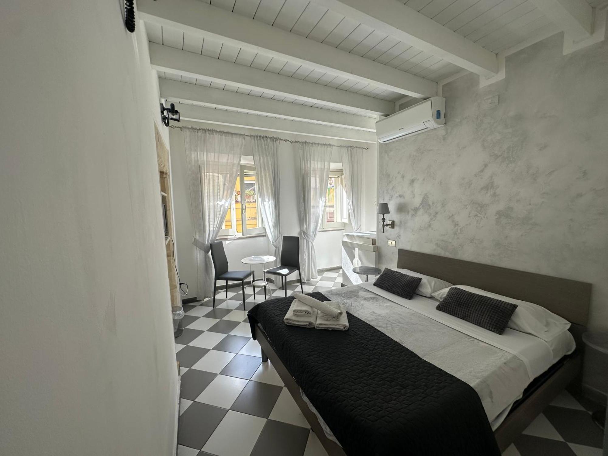 San Giacomo Rooms Cagliari Buitenkant foto